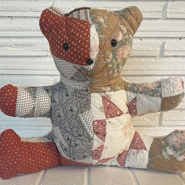 Patchwork Quilt Bear / Ours fabriqué à partir de vieilles courtepointes / Farmhouse Primitive Teddy Bear / vintage Quilt Stuffed Bear / Oscilatey