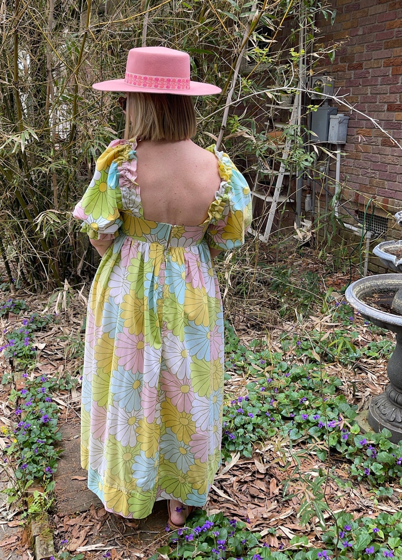 Upcycled Puff Sleeve Dress / Dress made from vintage sheets / Ruffle Sleeve Peasant Dress / Funky Florals / Oscilatey image 3