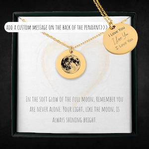 Collier pendentif lune personnalisé : breloque lunaire gravée, bijoux célestes