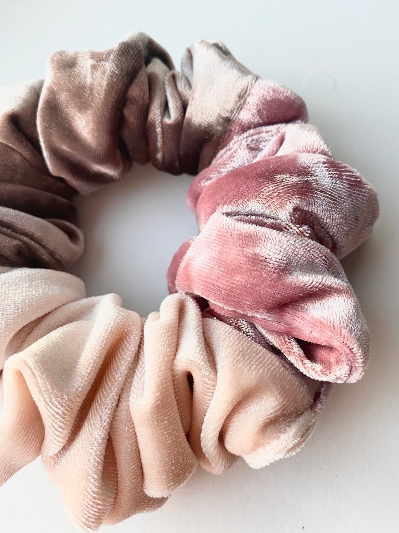 combo perfect size. Super comfortable lux hairtie in the softest velvet Velvet scrunchie in a beautiful pink,brown and blush large size