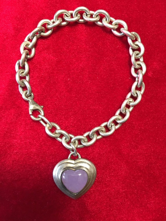 Sterling silver bracelet with 5 carats purple natu
