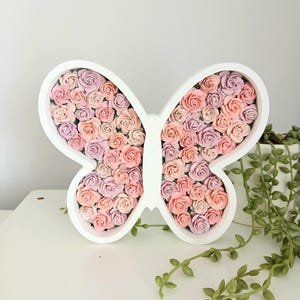 Flowered butterfly, girls room, fillable, wooden shape decoration, shelf ornament, floral décor, Nursery accessories, Birthday new baby gift immagine 1