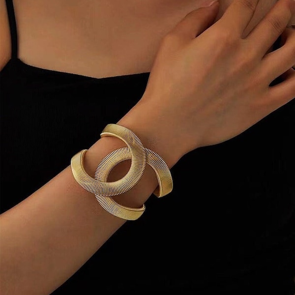 Gouden dikke armband, brede lente manchetarmband, cadeau voor haar, oversized statement armband, vrouwen sieraden, armband