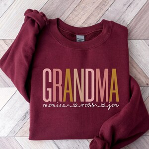 Custom Grandma Sweatshirt Hoodie, Grandkids name Sweatshirt, Mothers Day Gift for Grandma sweatshirt with kid name Grammy Nana Gigi Mimi