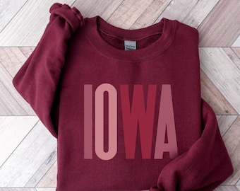Iowa Sweater, Iowa Shirt, Iowa Sweatshirt, Iowa Crewneck, Iowa Gifts, Iowa Clothing, Vintage Shirt, Game Day, College Sweatshirt