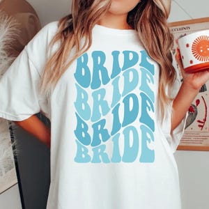 Retro Bride Shirt, Groovy Birde, Bachelorette Party, Team Bride Tribe, Bride Squad, Bridesmaid Shirt Set, Wavy Bridal Party