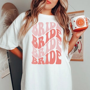 Retro Bride Shirt, Groovy Birde Shirt, Bachelorette Party, Team Bride Tribe Bride Squad, Bridesmaid Shirt, Wavy Bridal Party Oversized Shirt