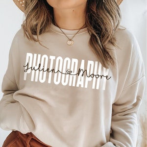 Custom Photographer Sweater, Personalized Photography Name Shirt, Photographer Crewneck Sweatshirt, Photography Gifts, Retro Vintage Camera