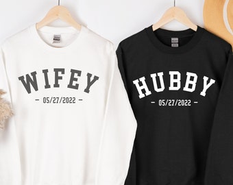 Customized Wifey Hubby Sweatshirt, Wifey Sweatshirt, Engagement Gift, Mrs Sweatshirt, Gift for Bride , Gift for Fiance, Wedding Gift