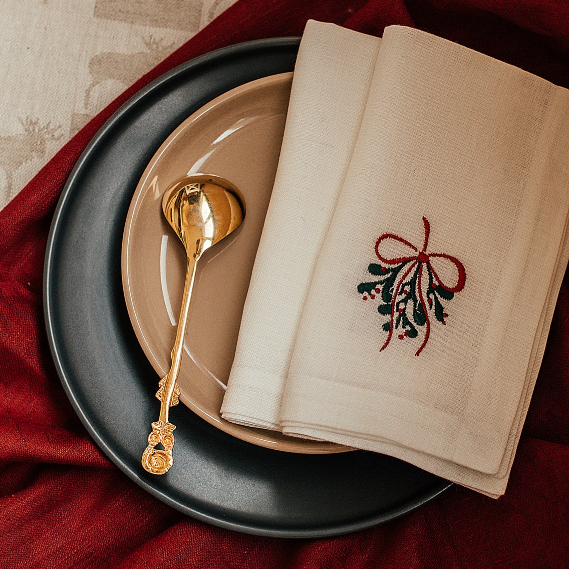 Mistletoe linen napkins Embroidered white linen napkins Etsy