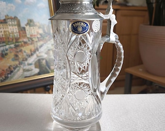 Chope à bière vintage en cristal avec couvercle en étain – Cristal de Bohême à 24 % – taillée à la main – Fabriquée en Tchécoslovaquie