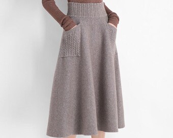 flared skirt with pockets