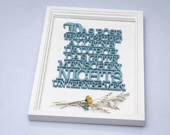 Wandbild mit 3D Buchstaben und Trockenblumen zum Thema no War kein Krieg... "Edmund Burke" hat das passende Zitat zu unserer Hilflosigkeit