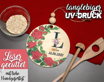 Türschild aus Holz mit Rosenecke und personalisierten Großbuchstaben Namen Geburtstag und Gewicht Kinderzimmer perfekt für Instagram Fotos