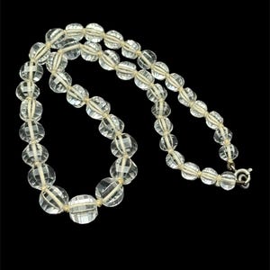 Antike 1930er Jahre Kristall Glas Perlen Halskette facettierte Sterling Silber Verschluss ungewöhnliche Form Perlen Art-Deco-Schmuck