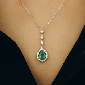 Emerald Necklace / Diamond Necklace / Genuine Emerald / Dainty Gold Necklace / Emerald Choker / Aesthetic Necklace / Girl Friend Necklace
