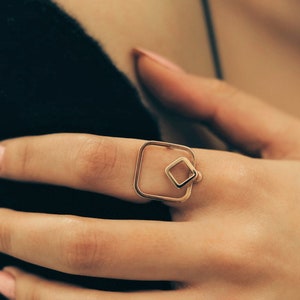 14k Solid Gold Square Ring / Wide Square Ring / Thick Square Line Ring / Geometric Statement Ring / Adjustable Ring / Modern Ring /
