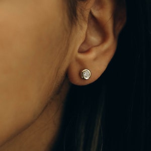 14k Gold Diamond Stud Earrings / 0.26ctw Bezel Setting Diamond Studs / Genuine Diamond Stud Earrings / Gift for her / Valentine&#39;s Day Gift