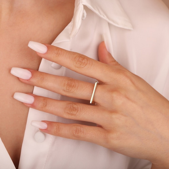 Anello sottile in oro 14k elegante Anello sottile in oro 14k