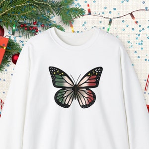 Butterfly Mexican Sweatshirt, Latina Sweatshirt, Gift for Latina, Mexico Crewneck, Mexico Gift, Mexican Shirt, Travel Sweatshirt, Crewneck