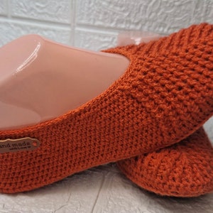 Crochet slippers PATTERN, shoe sole with hole, Lightweight, Ladies/Women slippers, House Shoes, PDF Pattern, Gift Idea, DIY, Handmade