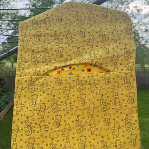 Peg bag with hanger | 100% cotton | Handmade in Uk | Washable | Laundry | Wash Days | Laundry | Spring cleaning Handmade in UK|Fully lined Yellow Pooh bear