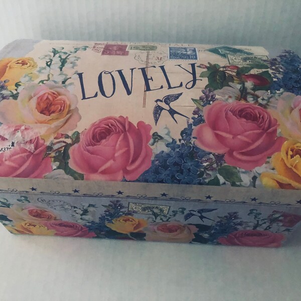 Scrapbooking paperboard jewelery box