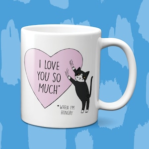 Tuxedo Katzenherz Botschaft Tasse | Personalisierbarer Tuxedo Katzenbecher | Lustiges Geschenk für Katzenliebhaber | Schwarz-Weiß Tuxedo Katze Mama Katze Papa Tasse
