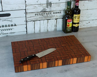 Wood cutting board Cutting board end grain made of walnut and cherry tree, planche à découper, cutting board, tagliere, tabla de corte