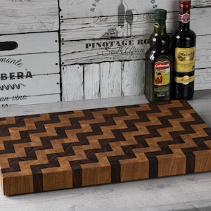 Holzschneidebrett-Handgefertigt-Stirnholzchneidebrett-Hirnholzchneidebrett-Massivholz-cuttingboard-handmade-endgrain-walnut-nussholz-oak-eiche-cherry-kirschholz-beech-buche-maple-ahorn