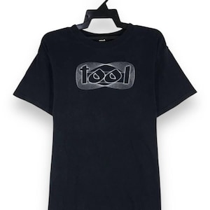 vintage 2002 tools band rock american tshirt tees crewneck size L