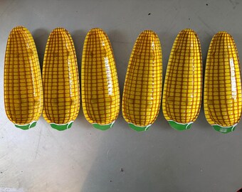 Funky,  6 vintage corn on the cob trays, 70s plastic