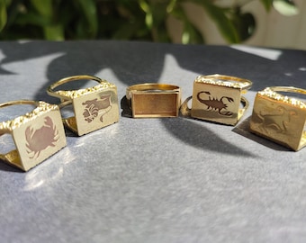 Zodiac pillbox ring, poison ring of Brass, secret compartment ring, zodiac sign ring, dainty Zodiac ring, Zodiac poison ring, gift for her