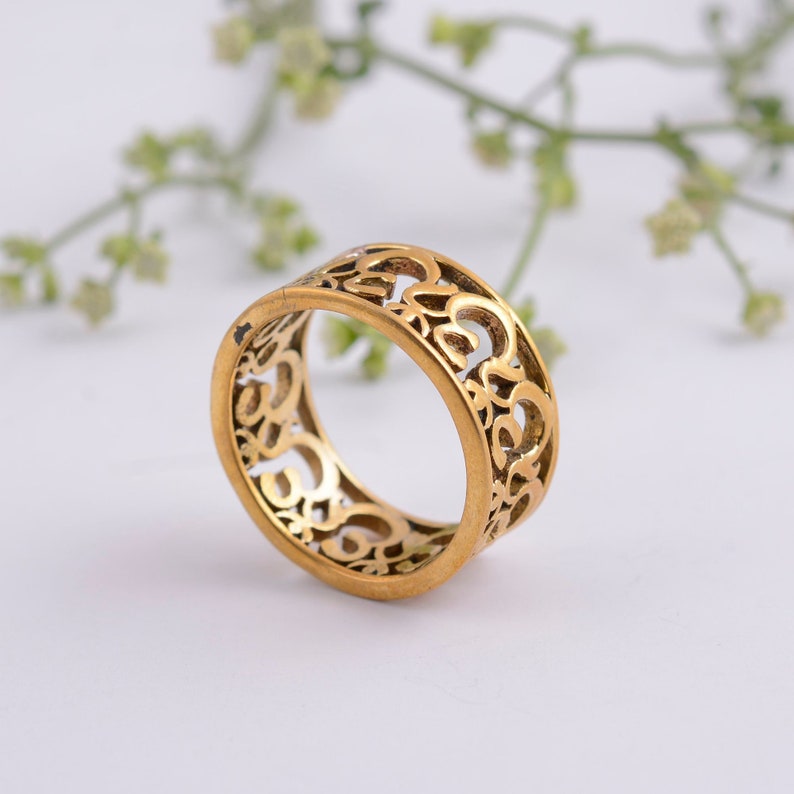 a crescent the Om symbol is a combination of curves and a dot. Religious /& handcrafted Om ring of Brass