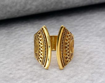 Minimalist Brass Tribal Ring: Engraved Boho Ethnic Jewelry