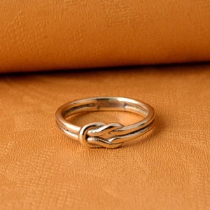 Knot ring, Double Knot Ring, Endless Love Jewelry, Minimalist Ring, Stackable ring, Tiny gold ring, Love knot Ring, Handmade Jewelry