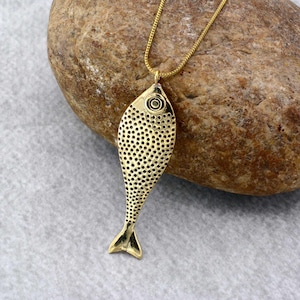 Little Fish Necklace, Gold Brass Fish Necklace, Sea Animal Necklace, Pisces Necklace, Gold Fish Charm, Sea Pendant, Dainty Brass Pendants