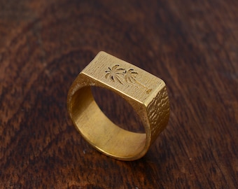 Engraved signet ring, Palm Tree Ring, Gold Signet Ring, Dainty Ring, Statement Ring, Tree signet ring, Hammered ring, Gold brass ring, Gifts