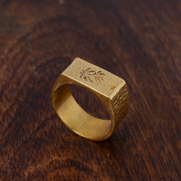 Engraved signet ring, Palm Tree Ring, Gold Signet Ring, Dainty Ring, Statement Ring, Tree signet ring, Hammered ring, Gold brass ring, Gifts