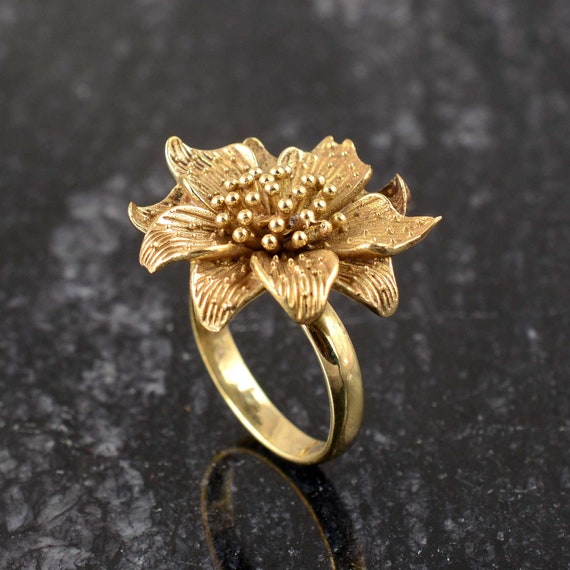 Minimalist Brass Flower Ring: Floral Life Ring - Etsy