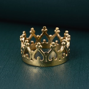 Gold Crown Ring, Crown Statement Ring, Brass Ring, Gold Crown Band, Princess Crown Ring, Crown Band, Unique Gift For Her, Dainty Boho ring