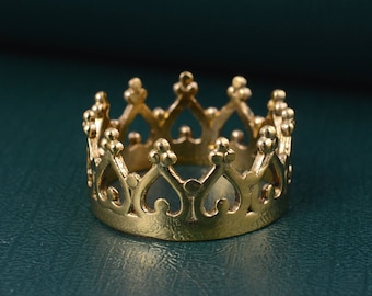 Gold Crown Ring, Crown Statement Ring, Brass Ring, Gold Crown Band, Princess Crown Ring, Crown Band, Unique Gift For Her, Dainty Boho ring