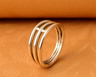 Anillo bohemio de latón multicapa: delicado anillo midi de alambre