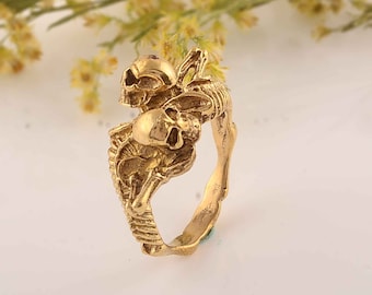 Anillo de calavera gótica dorada: joyería de compromiso de latón con dos calaveras