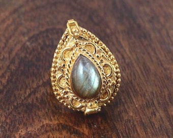 Anillo minimalista de labradorita de latón con veneno, anillo de pastillero
