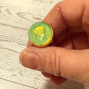 Cameoring van uraniumglas, verstelbare zegelring met Romeins figuur