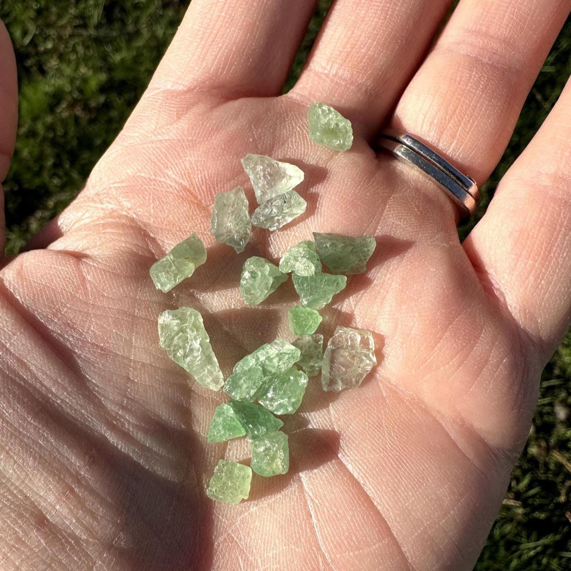 Kornerupine gemstone - Etsy 日本