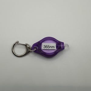 Long wave UV LED flashlight, 365 nm, black light, keychain, ultraviolet light