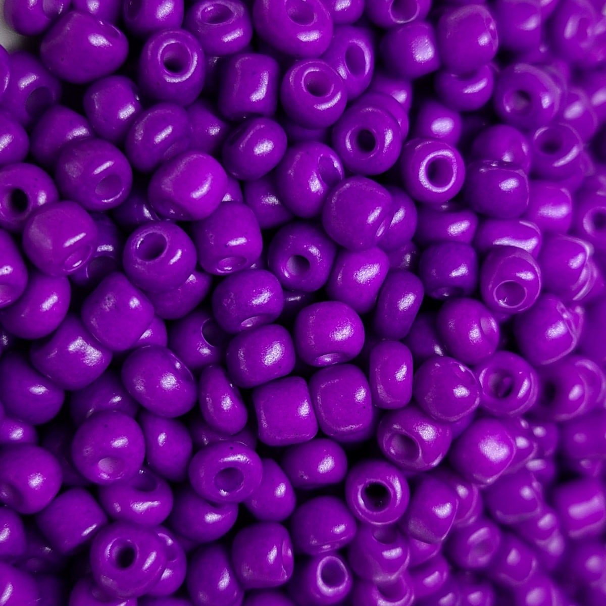 Cassis Purple 6/0 (4MM) Seed Beads