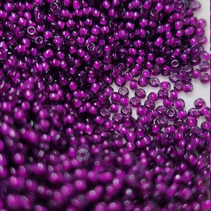 12/0 Pink Lined Purple Seed Beads, 1.9mm Rocailles, 10 or 20g - Item Number 12001